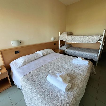 Hotel Nuovo Diana Senigallia Zewnętrze zdjęcie