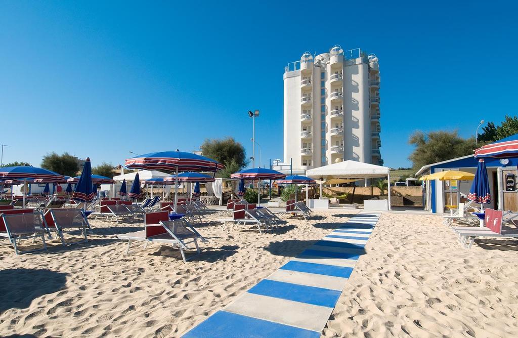Hotel Nuovo Diana Senigallia Zewnętrze zdjęcie