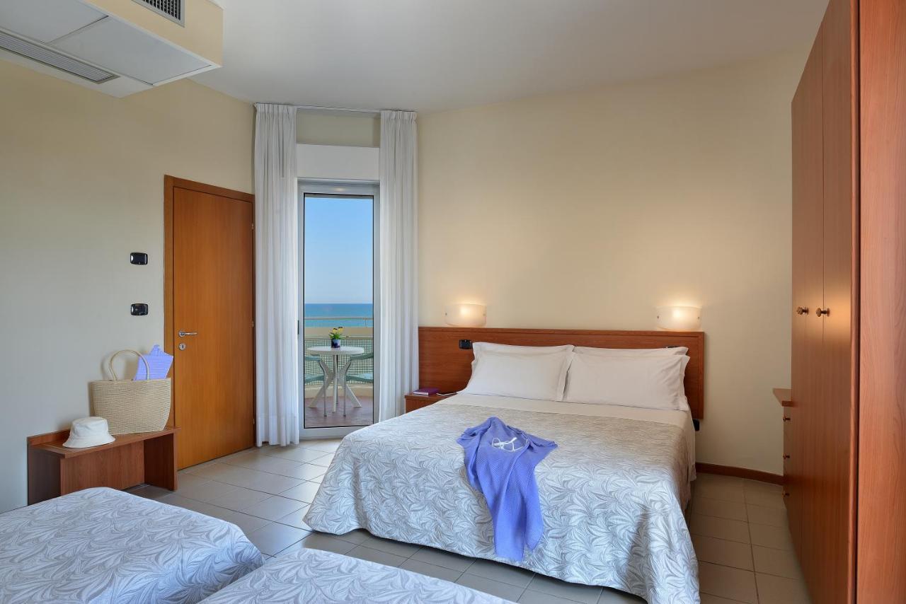 Hotel Nuovo Diana Senigallia Zewnętrze zdjęcie