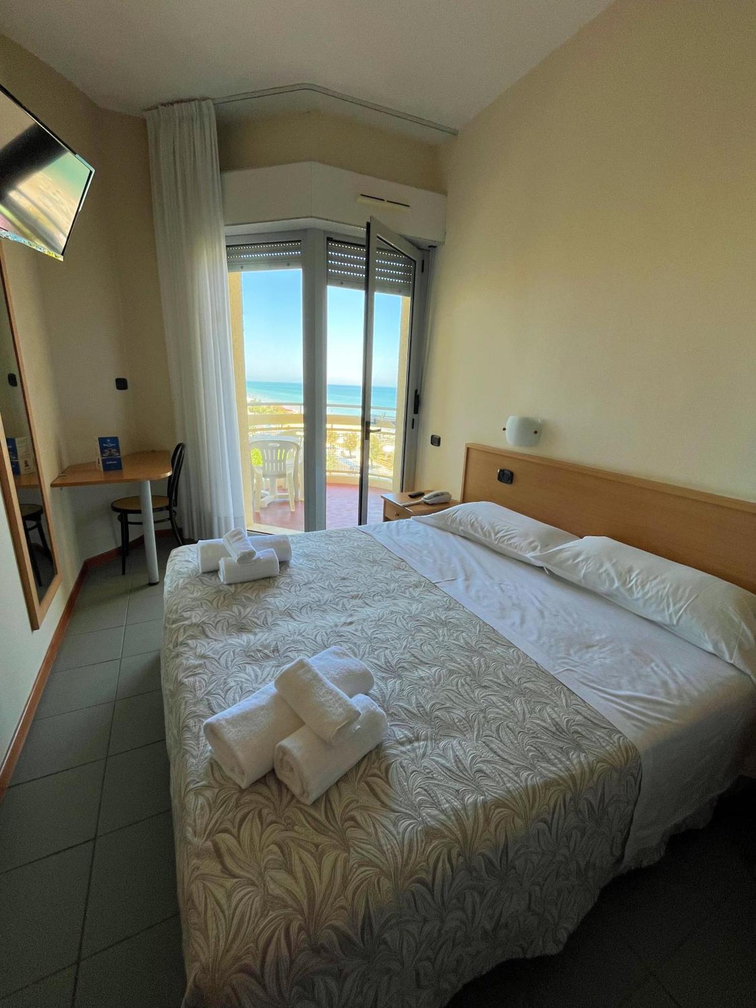 Hotel Nuovo Diana Senigallia Zewnętrze zdjęcie