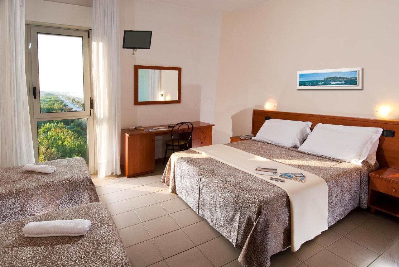 Hotel Nuovo Diana Senigallia Zewnętrze zdjęcie